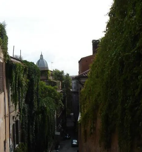 Nanni Vatican House Rom